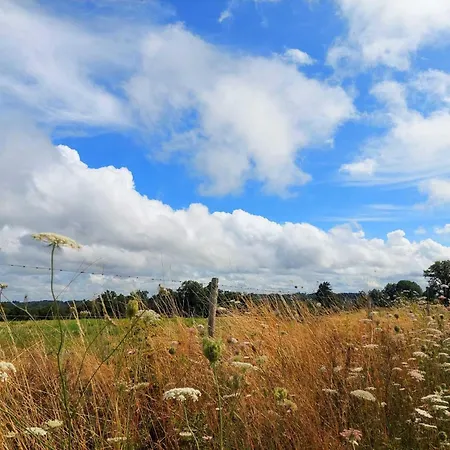 Romantic With Shared Swimming Pool * Roussines
